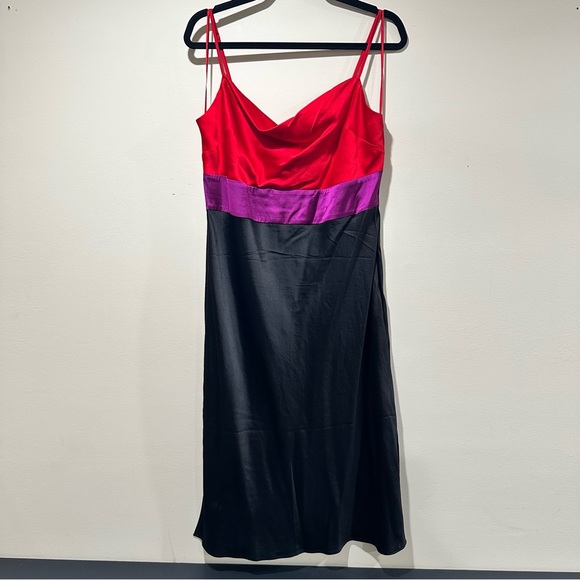 Satin‎ Color Block Tier Cowl Neck Midi Slip Dress With Side Zip - Picture 1 of 8